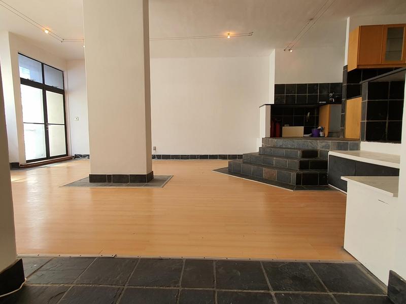 2 Bedroom Property for Sale in Cape Town City Centre Western Cape